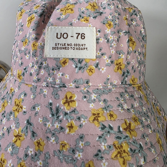 Urban Outfitters UO-76 Floral Bucket Hat – Pink & Yellow Daisy Print Women's OS - Picture 8 of 14